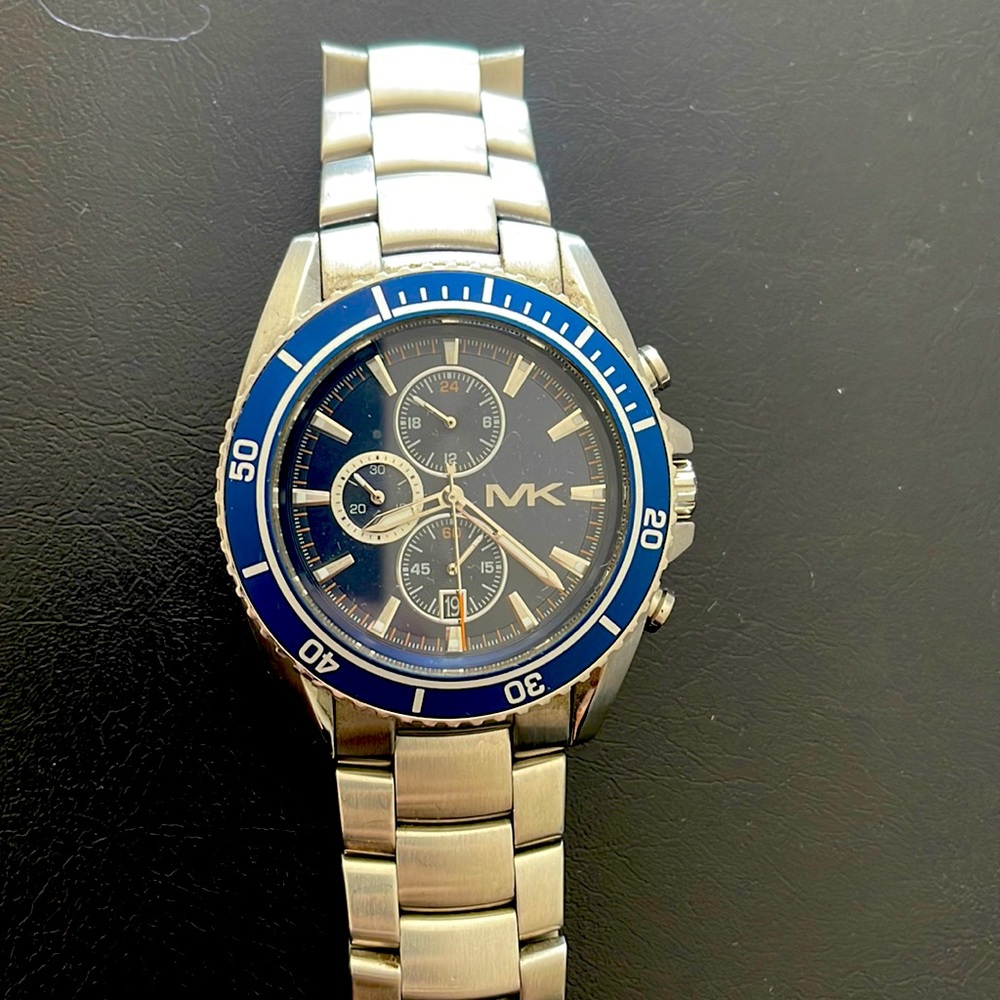 Men’s watch!